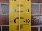 網走駅の温度計
